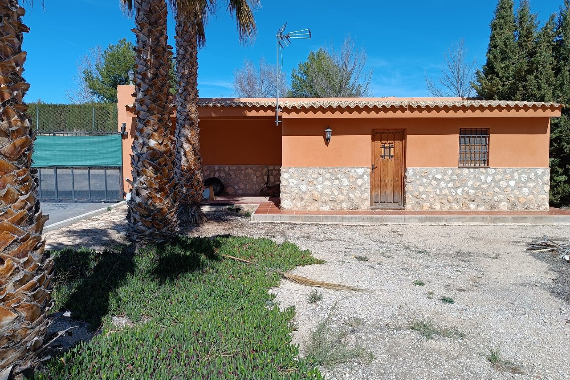 Segunda mano - Villa -
Yecla - Inland