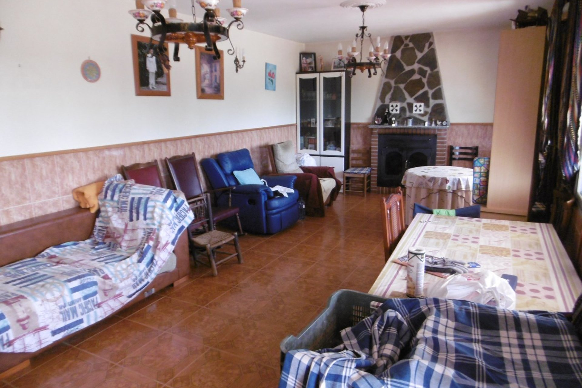 Segunda mano - Villa -
Yecla - Inland