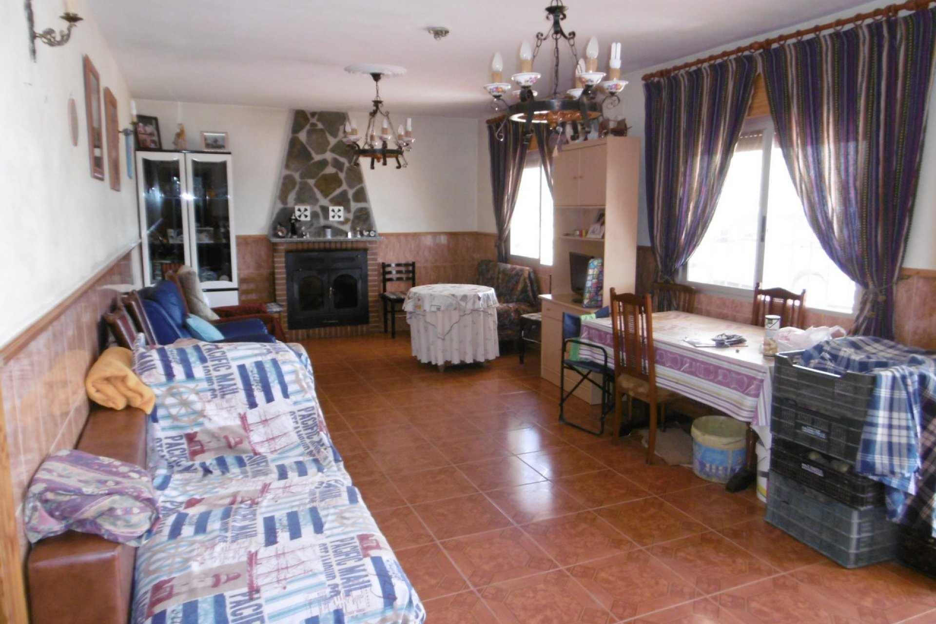 Segunda mano - Villa -
Yecla - Inland