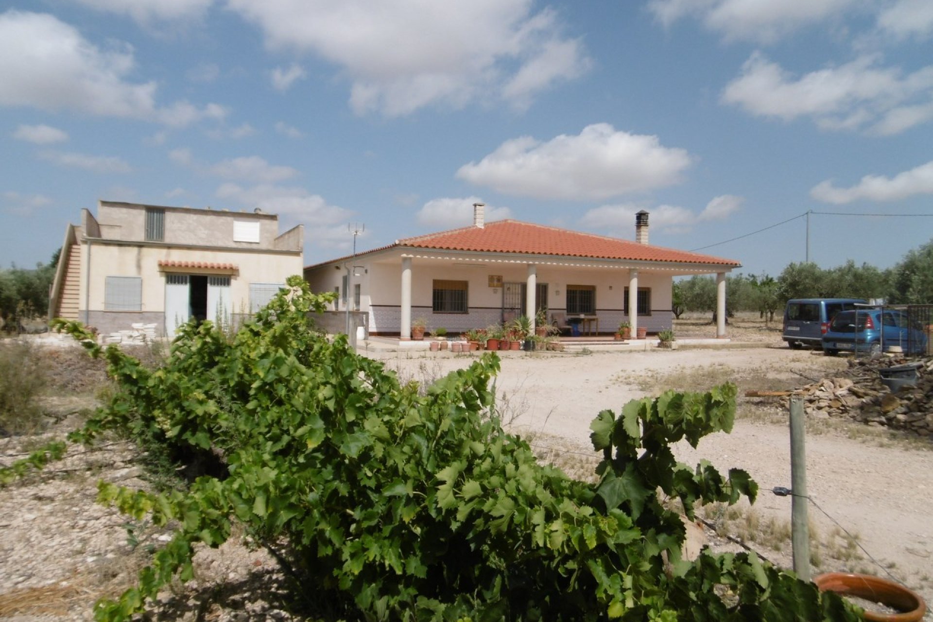 Segunda mano - Villa -
Yecla - Inland