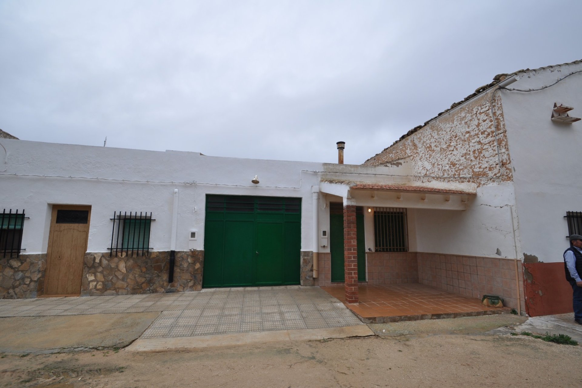 Segunda mano - Villa -
Yecla - Inland