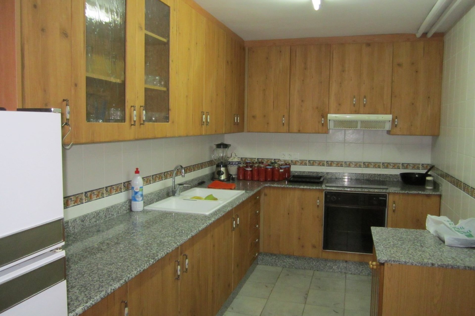 Segunda mano - Villa -
Yecla - Inland