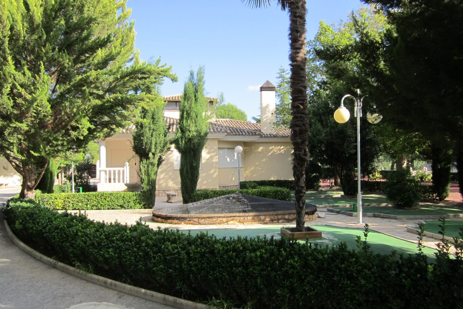 Segunda mano - Villa -
Yecla - Inland
