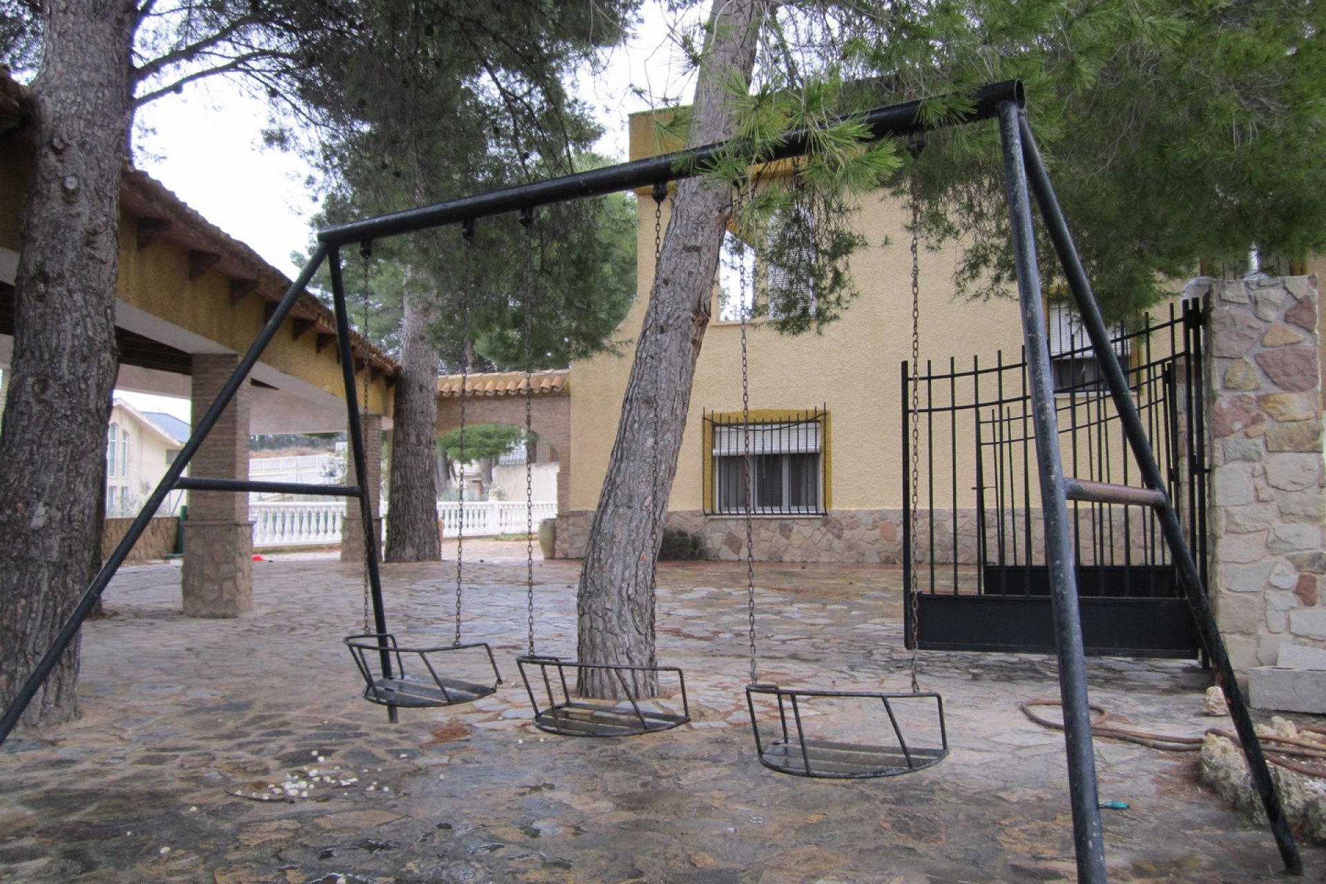 Segunda mano - Villa -
Yecla - Inland