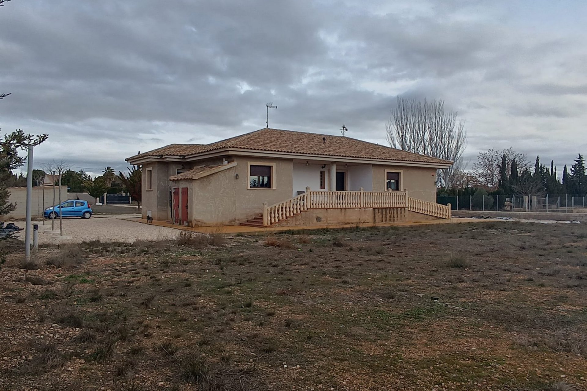 Segunda mano - Villa -
Yecla - Inland