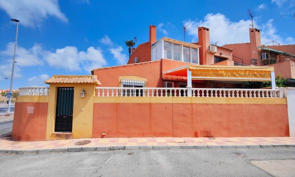 Semi Detached - Használt Ingatlanok - Torrevieja -
                Costa Blanca