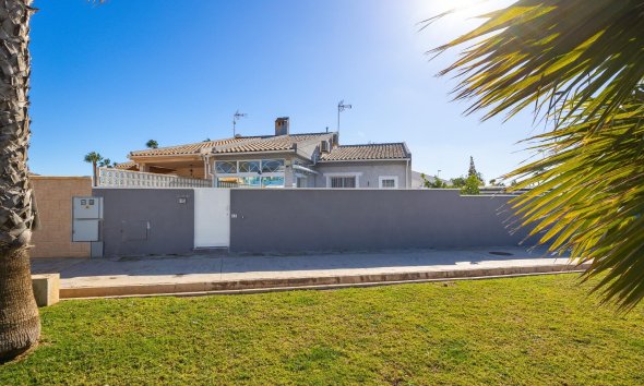 Semi Detached - Revente - Torrevieja - Aguas Nuevas