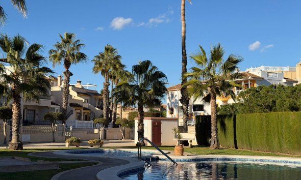 Semi Detached - Segunda mano - Orihuela Costa -
                Playa Flamenca