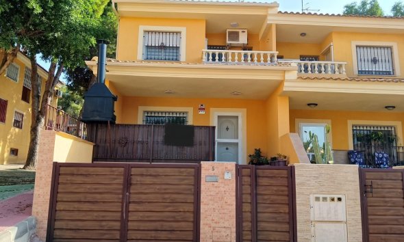 Semi Detached - Segunda mano - Puerto de Mazarron -
                Cuatro Plumas-la Cumbre