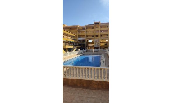 Stadthaus - Wiederverkauf - Torrevieja -
                Los Europeos