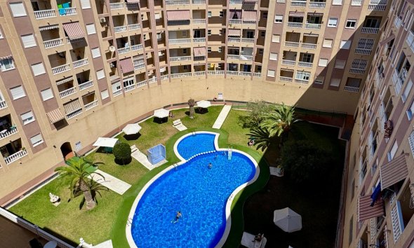 Tetőtéri lakás - Használt Ingatlanok - Torrevieja -
                Costa Blanca