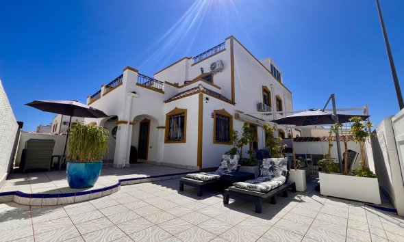 Town House - Resale - San Miguel / Vistabella Golf -
                Inland