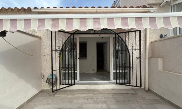 Town House - Revânzare - Torrevieja -
                La Siesta - El Salado - Torreta