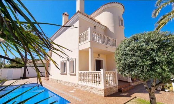 Town House - Revente - Cabo Roig -
                Costa Blanca