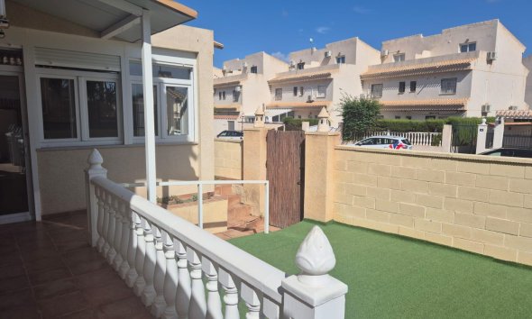 Town House - Revente - Orihuela Costa -
                Costa Blanca