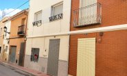 Town House - Revente -
                Sax - MLSC8407208