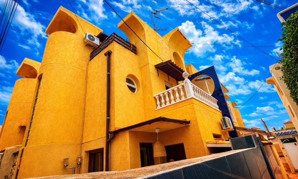 Town House - Revente - Torrevieja -
                Costa Blanca