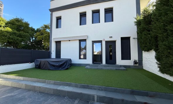 Town House - Segunda mano - Benidorm - Costa Blanca