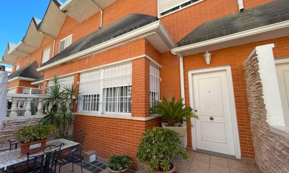 Town House - Segunda mano - Elche -
                Costa Blanca