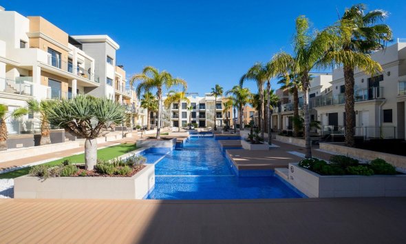 Town House - Segunda mano - Orihuela Costa -
                La Zenia
