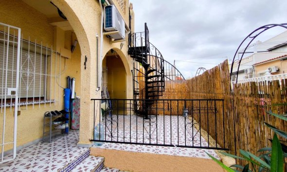 Town House - Segunda mano - San Fulgencio -
                La Marina - Urb. La Marina