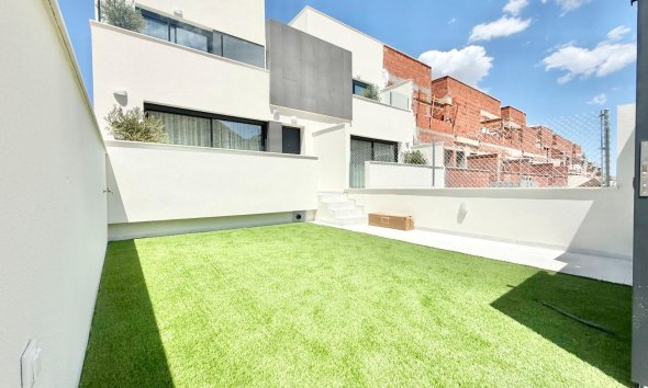 Town House - Új építésű - Cox - San Fernando