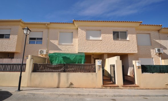 Town House - Wiederverkauf - Pinoso - Inland