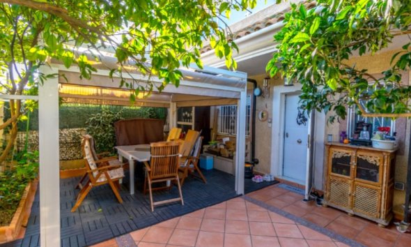 Town House - Wiederverkauf - Torrevieja - Costa Blanca
