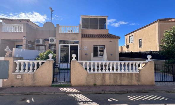 Town House - Wiederverkauf - Torrevieja - Costa Blanca