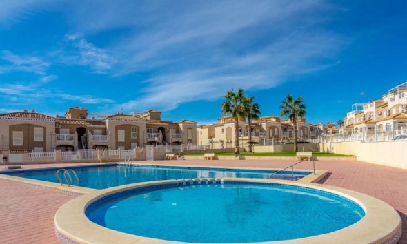 Town House - Wiederverkauf - Torrevieja - Costa Blanca