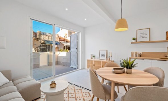 Town House - Wiederverkauf - Torrevieja - Costa Blanca