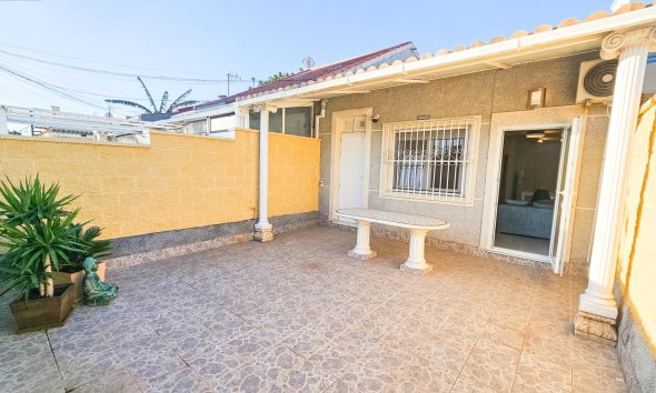 Town House - Wiederverkauf - Torrevieja -
                El Limonar