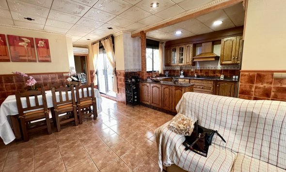 Townhouse - Resale - Pinoso - Inland