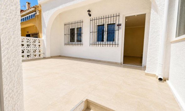 Townhouse - Resale - San Fulgencio -
                La Marina