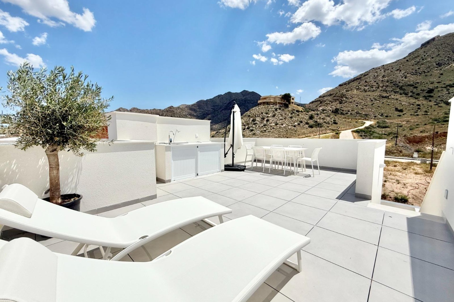 Új építésű - Sorház -
Cox - San Fernando