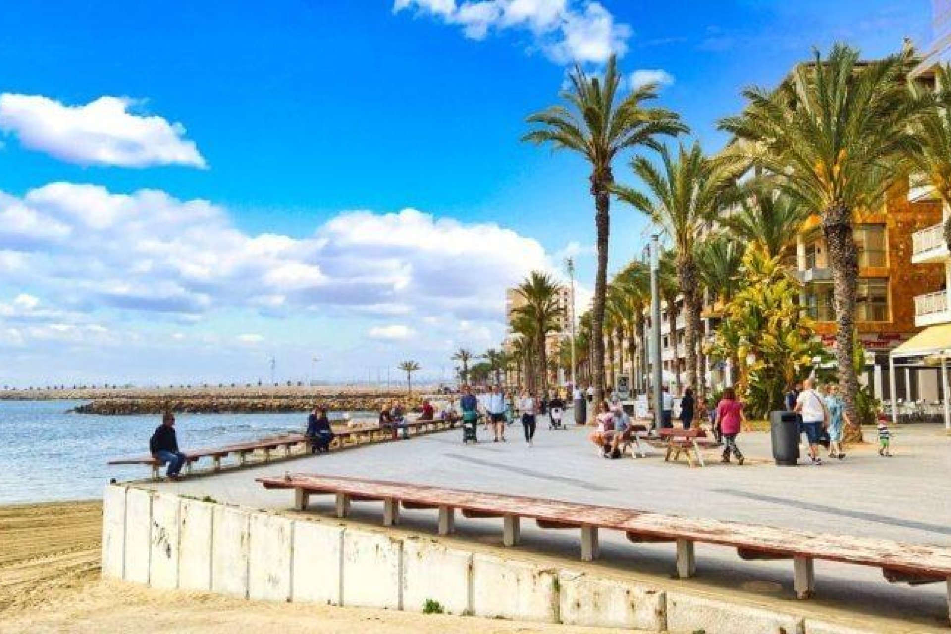 Új építésű - Tetőtéri lakás -
Torrevieja - Habaneras