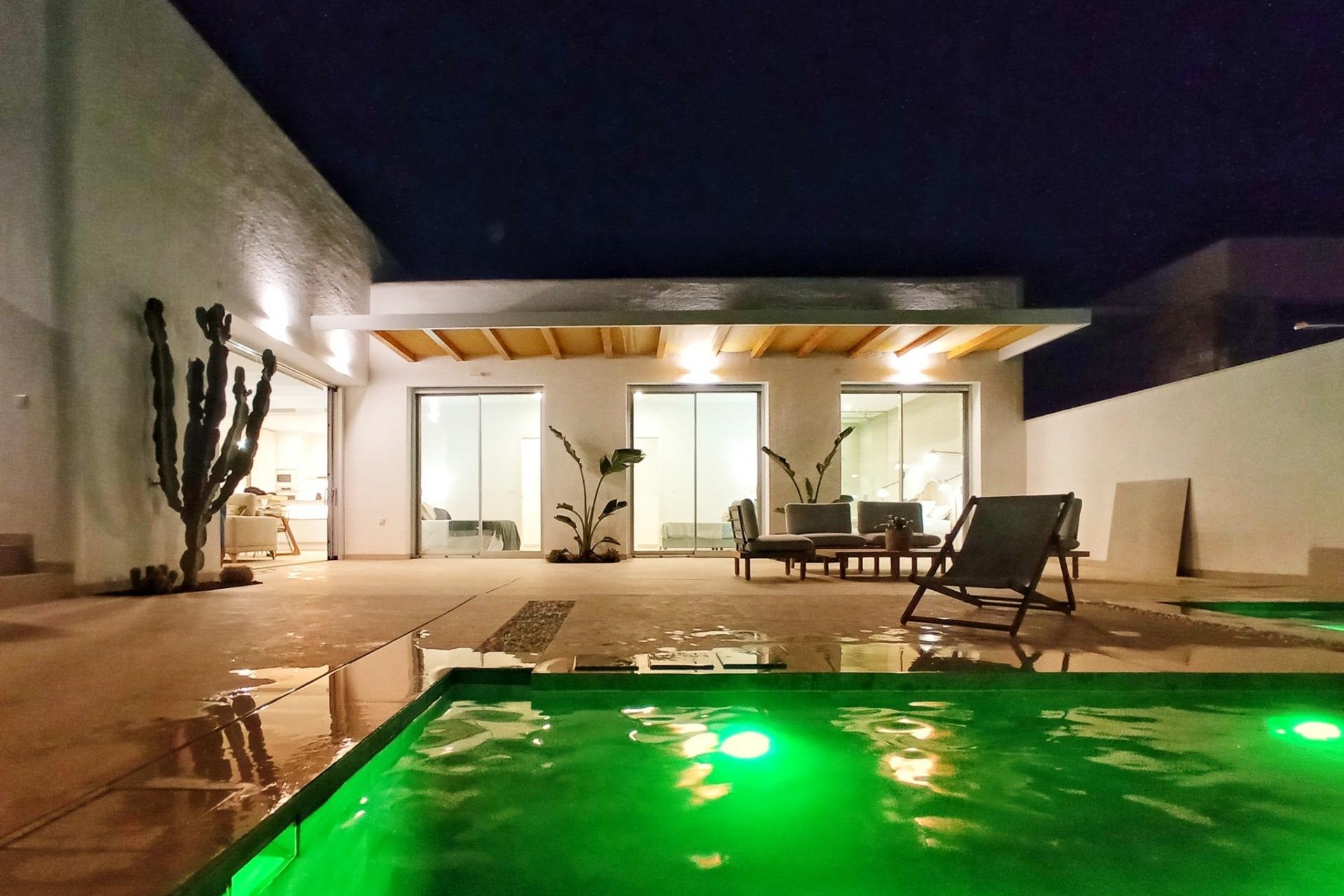 Új építésű - Villa -
Benijofar - Centrum