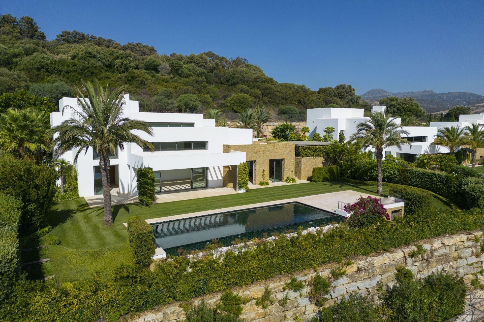 Új építésű - Villa -
Casares - Pedregales