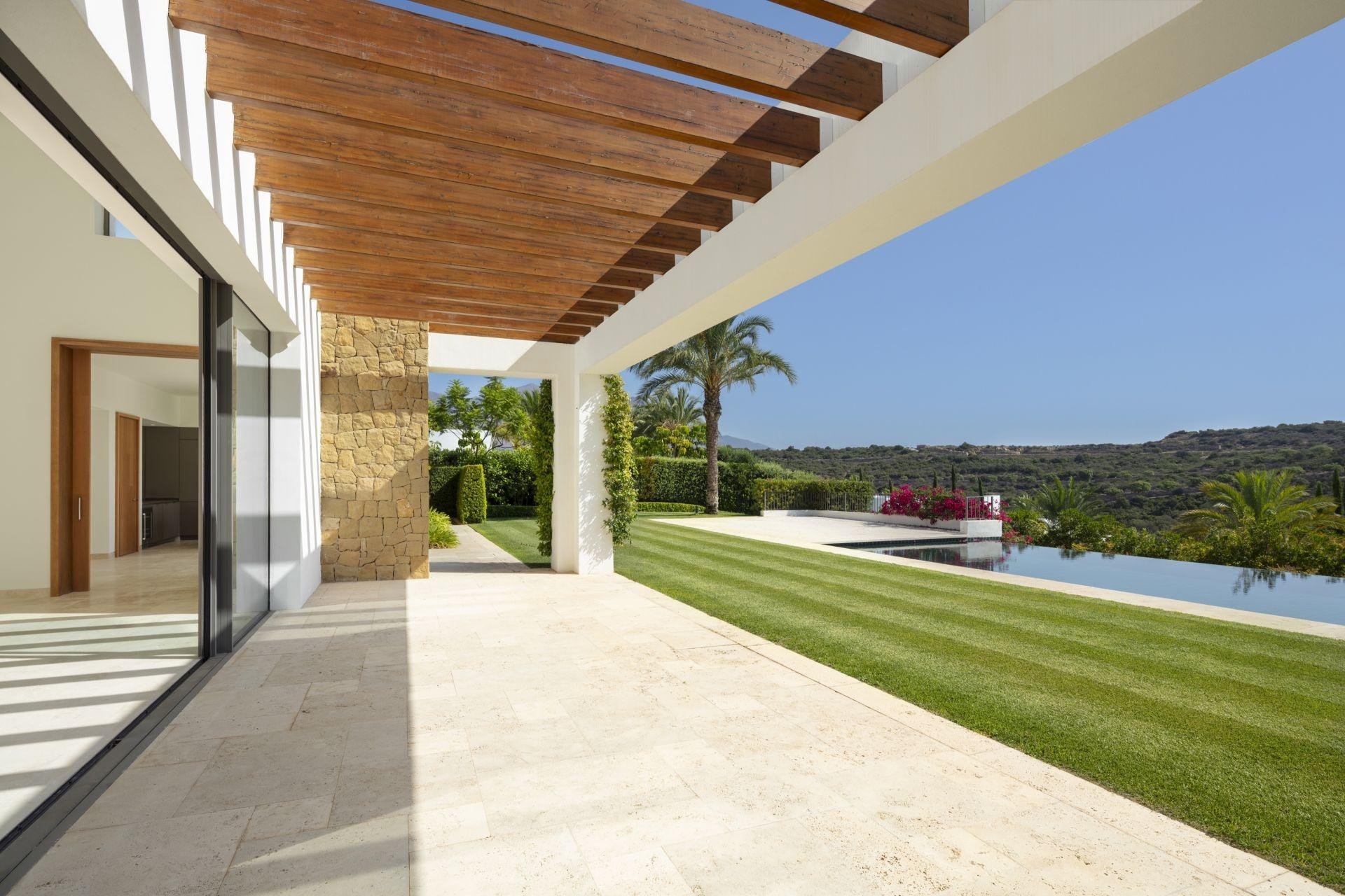 Új építésű - Villa -
Casares - Pedregales