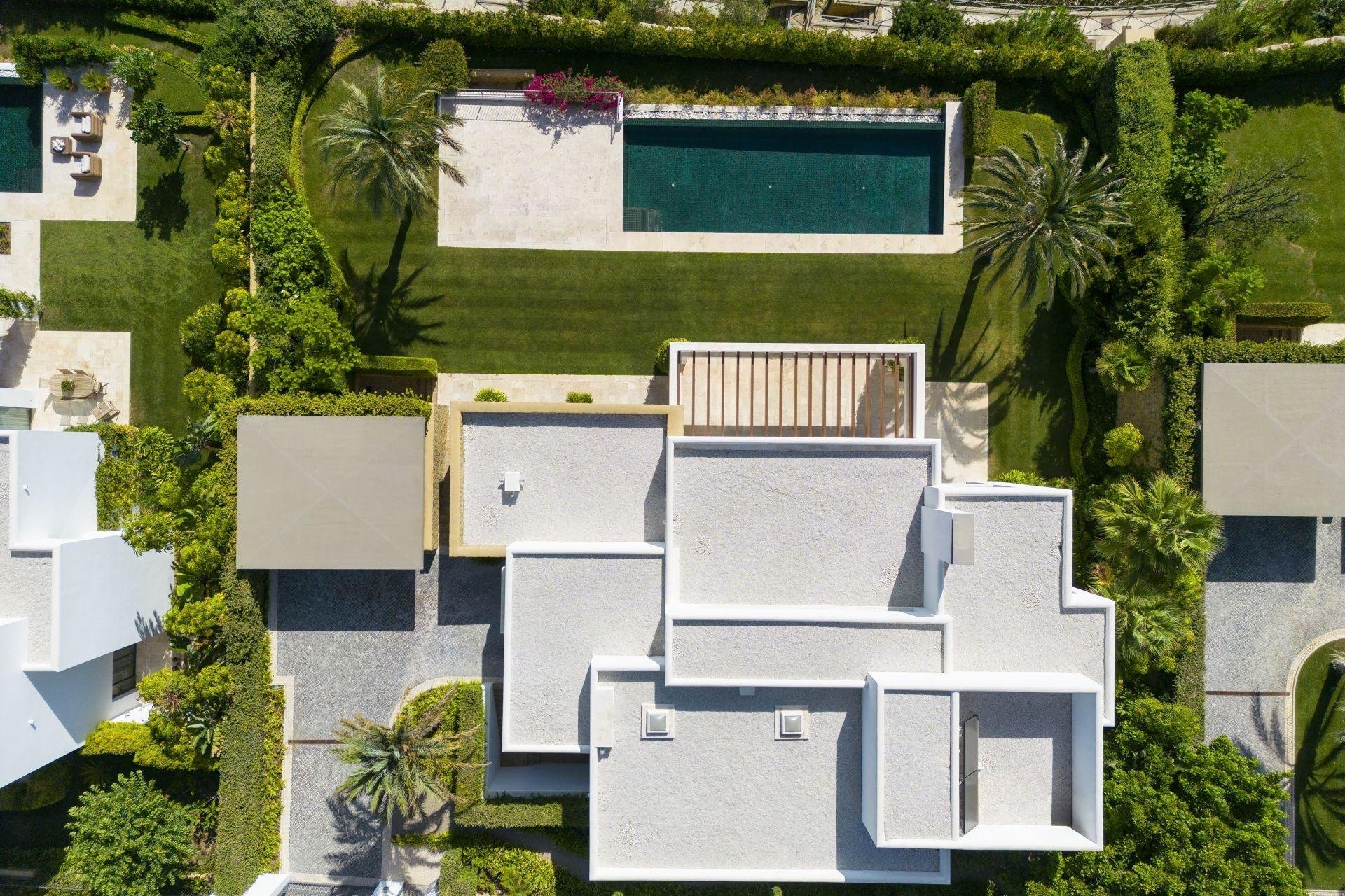 Új építésű - Villa -
Casares - Pedregales