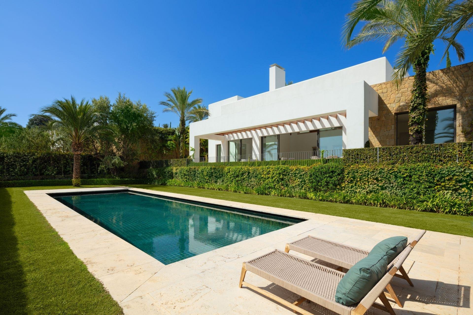 Új építésű - Villa -
Casares - Pedregales