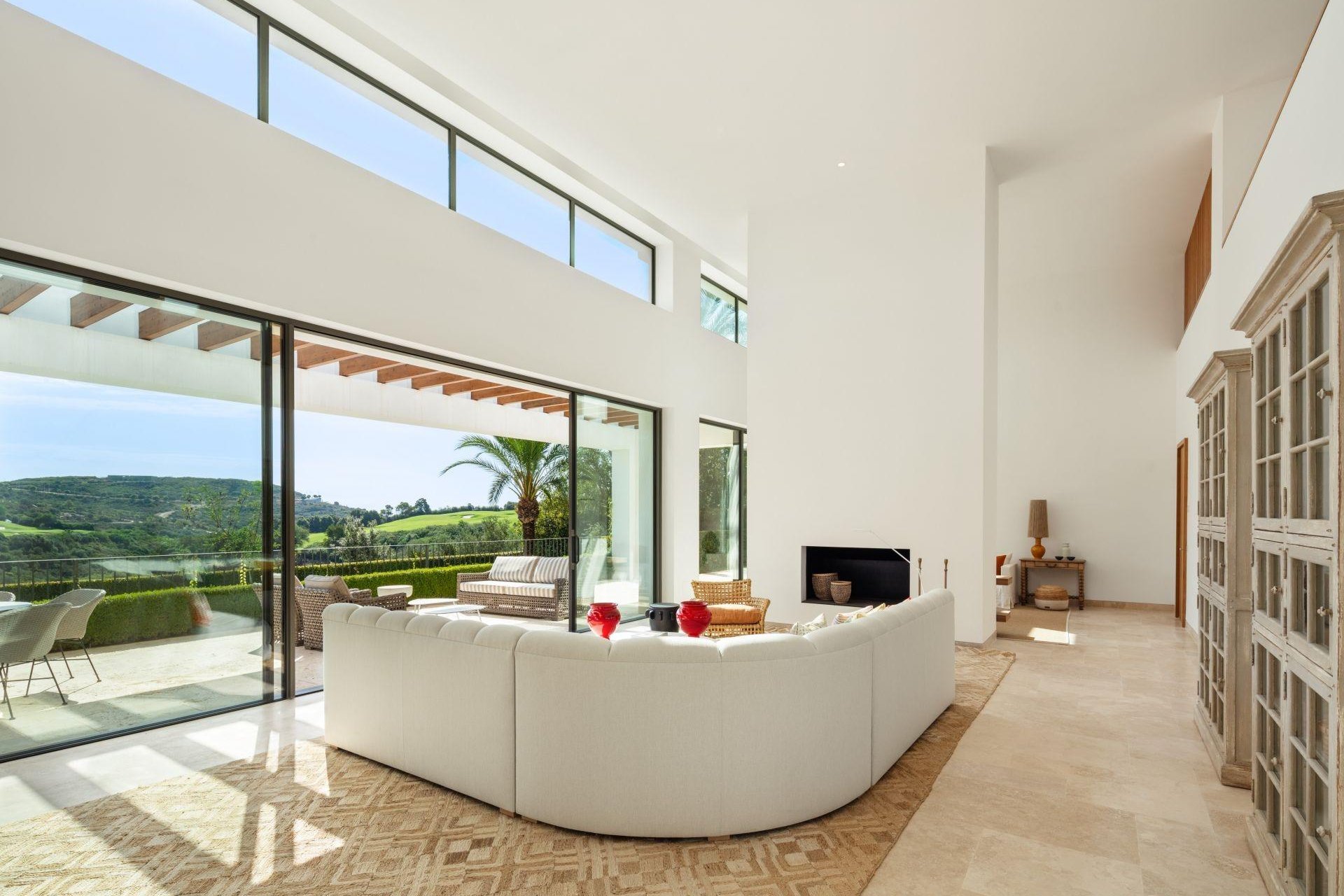 Új építésű - Villa -
Casares - Pedregales