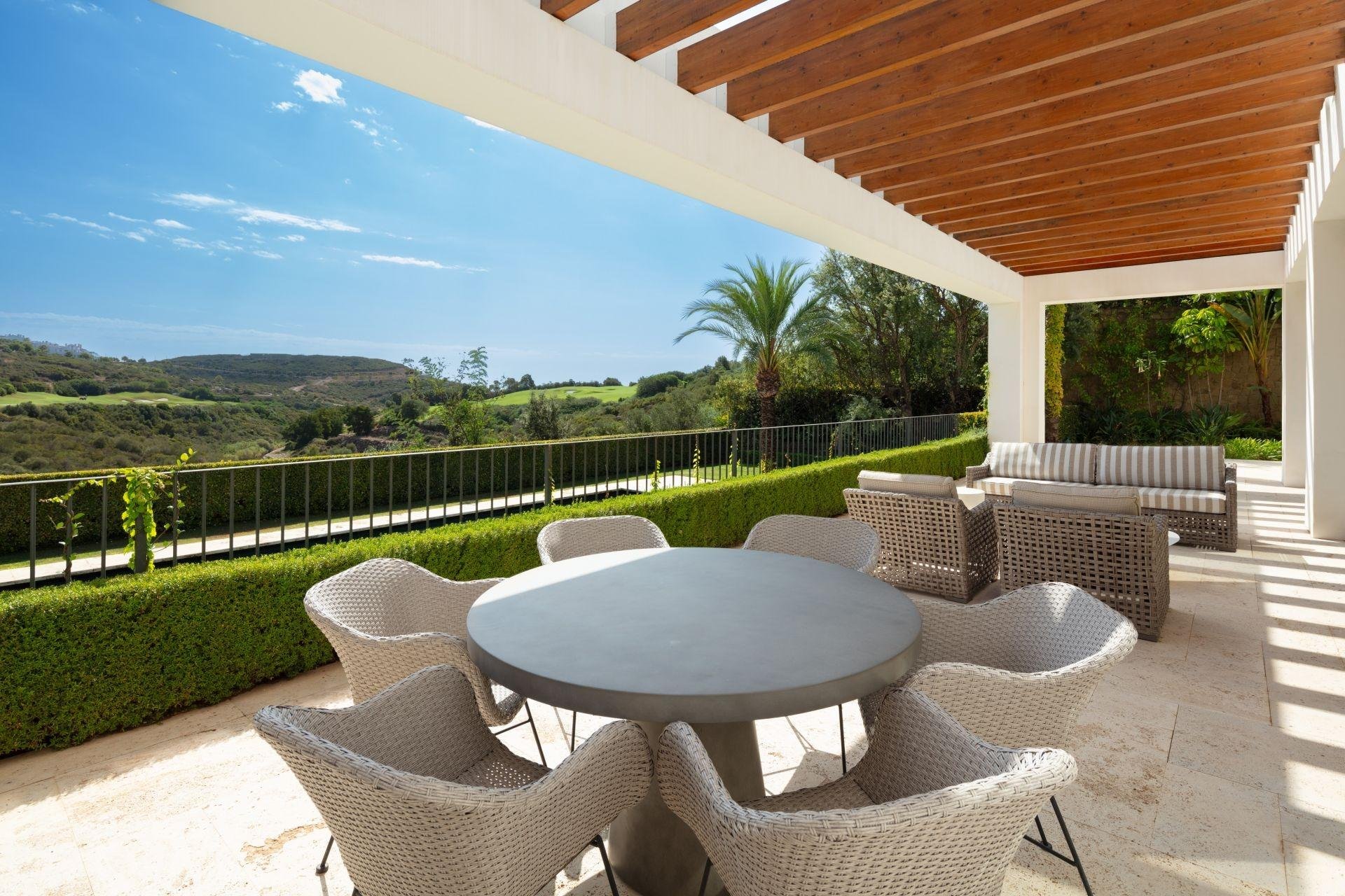Új építésű - Villa -
Casares - Pedregales
