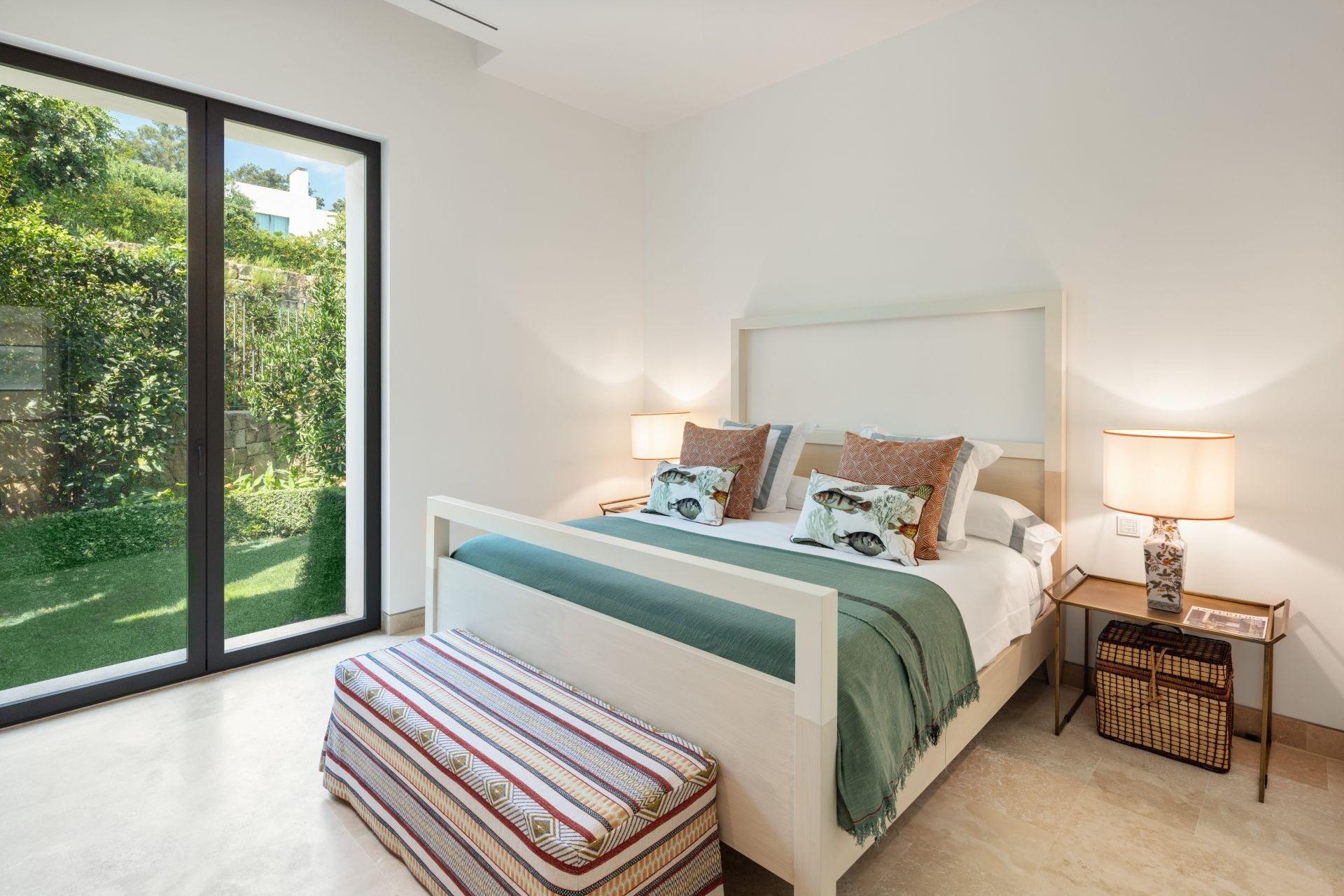 Új építésű - Villa -
Casares - Pedregales