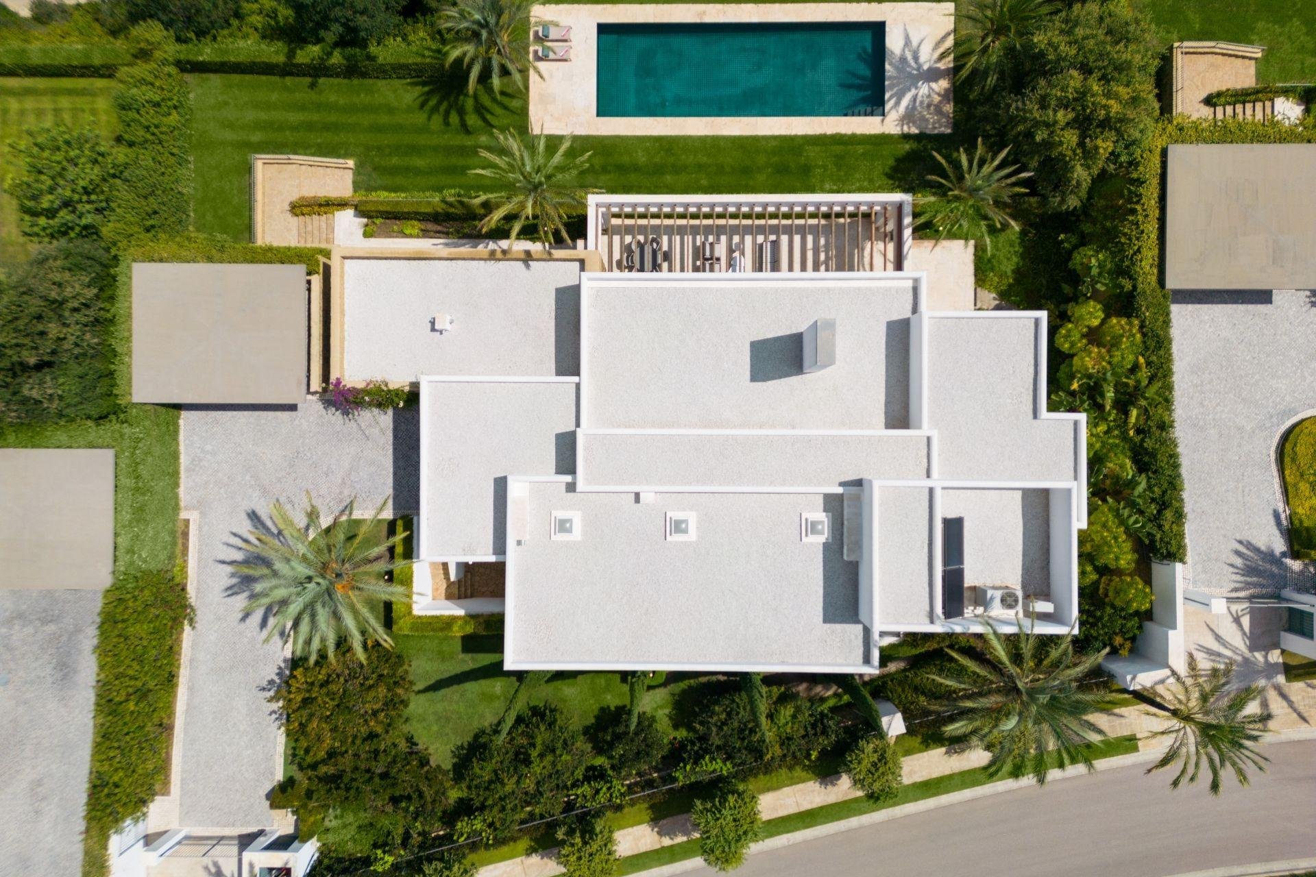 Új építésű - Villa -
Casares - Pedregales