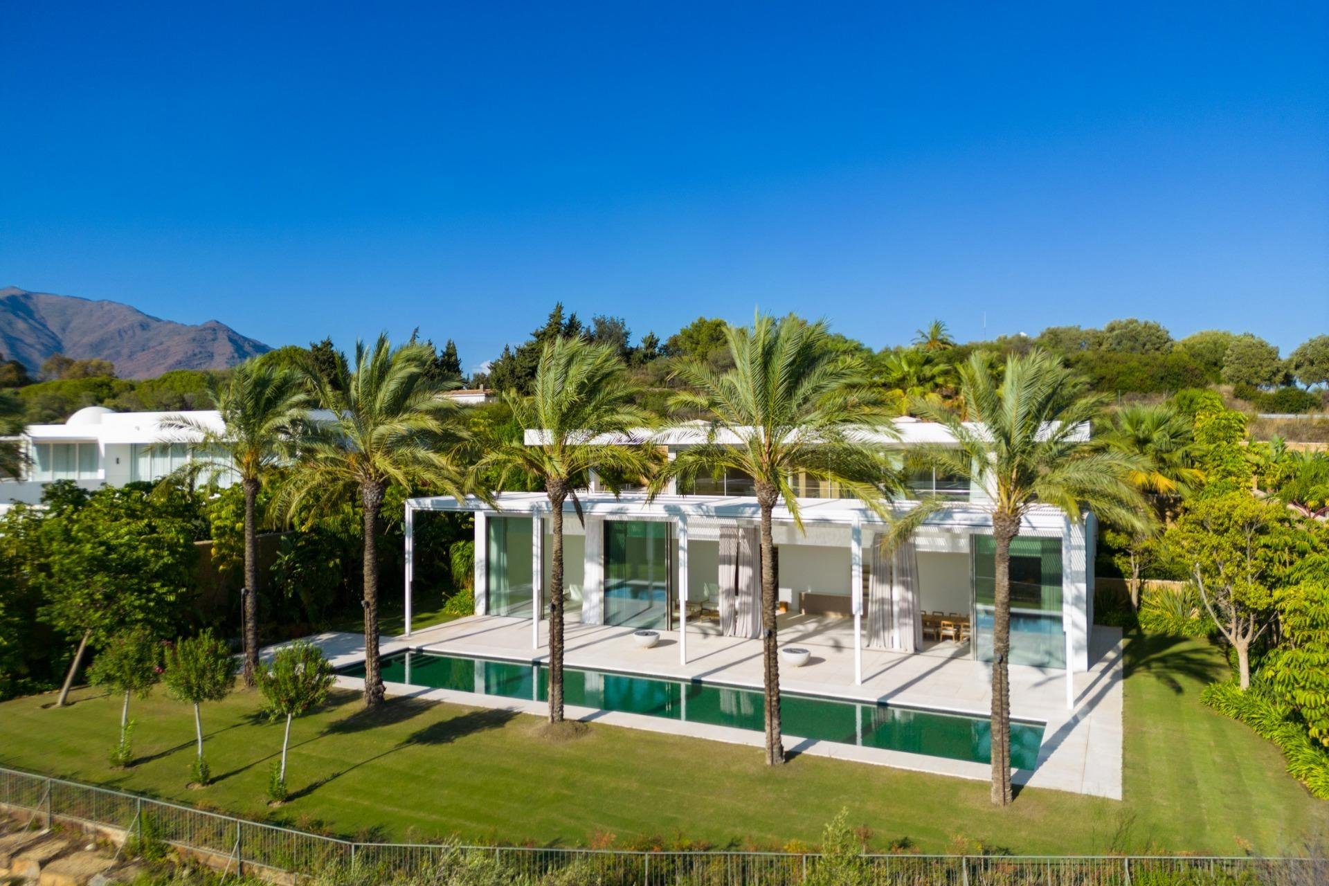 Új építésű - Villa -
Casares - Pedregales