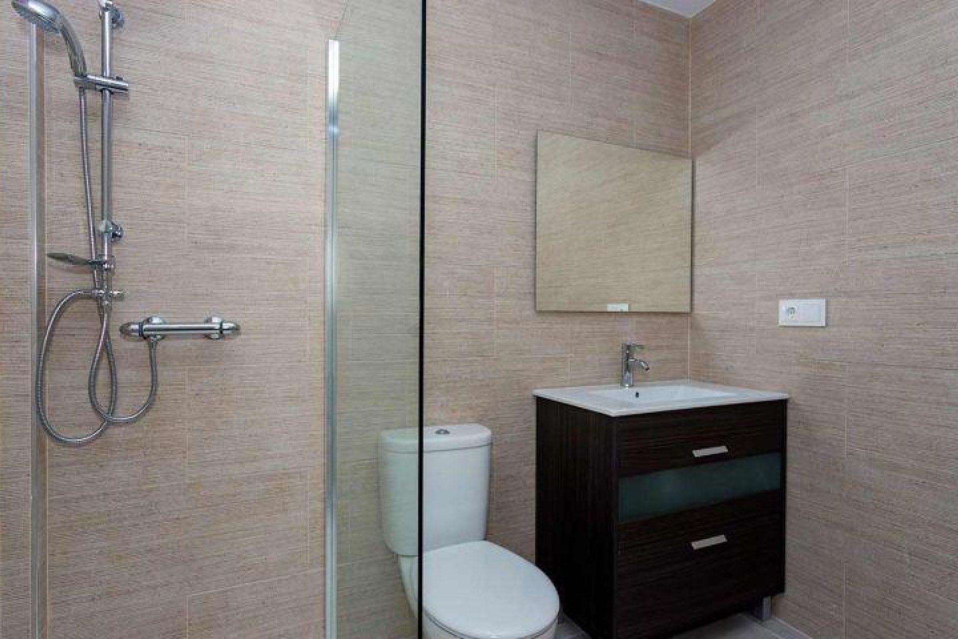 Új építésű - Villa -
Daya Nueva - Centro