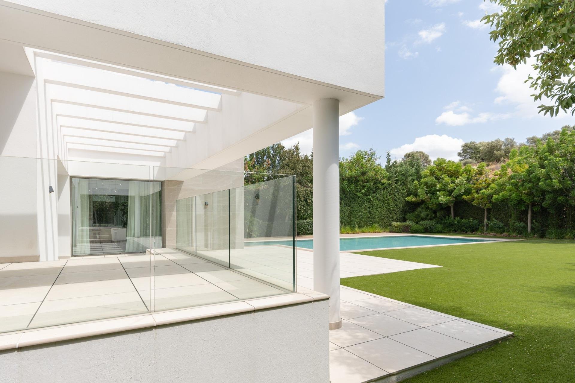 Új építésű - Villa -
Estepona - Paraiso Alto