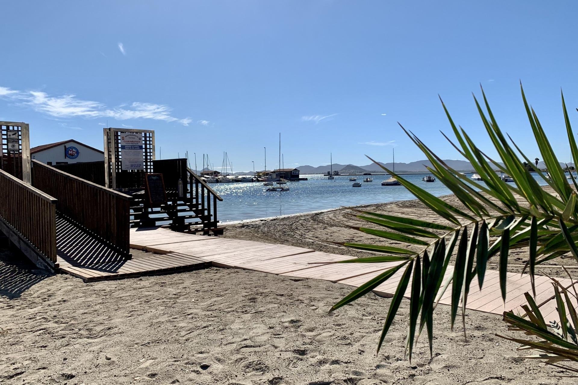 Új építésű - Villa -
Los Alcazares - Playa la Atascadera