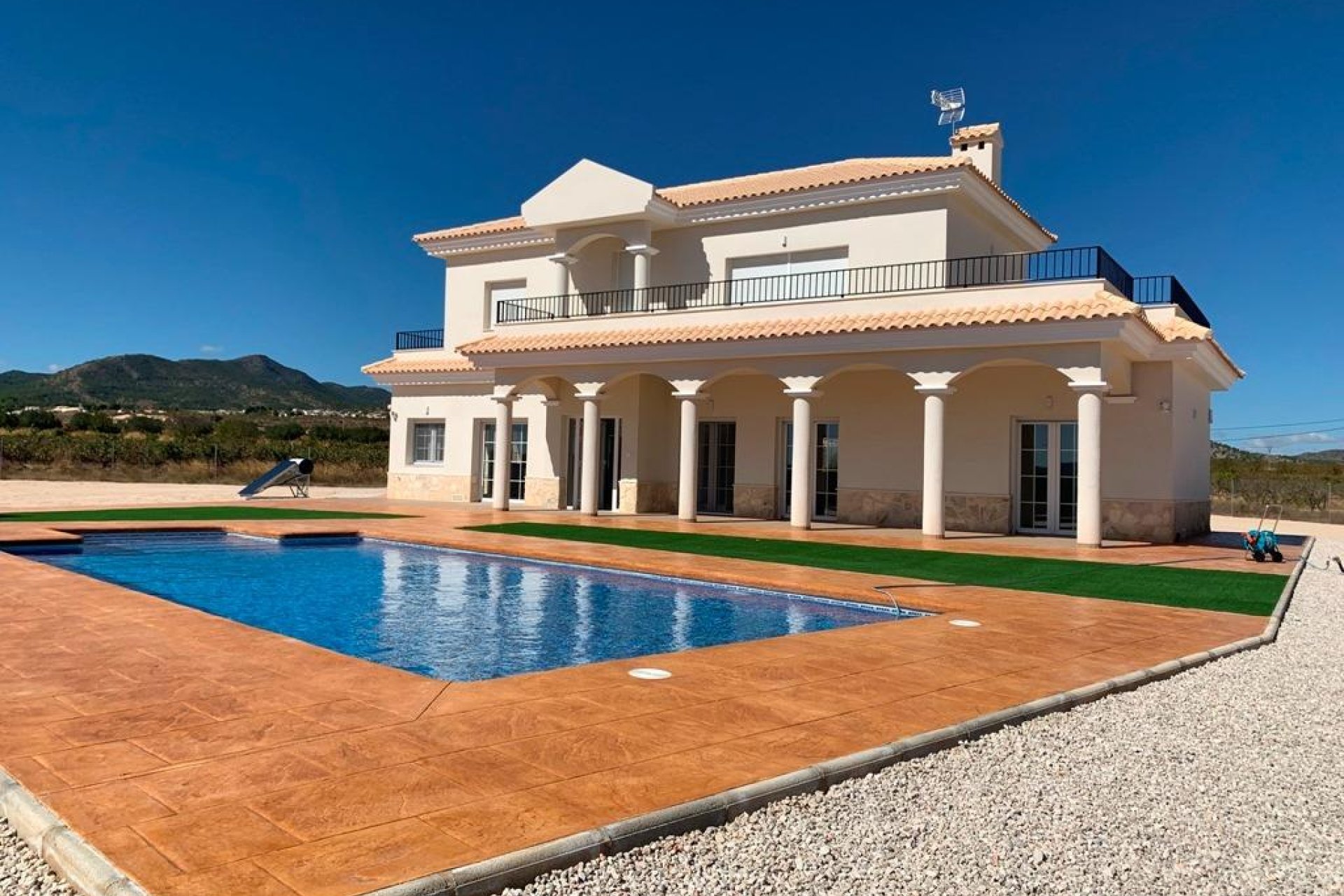 Új építésű - Villa -
Pinoso - Camino Del Prado